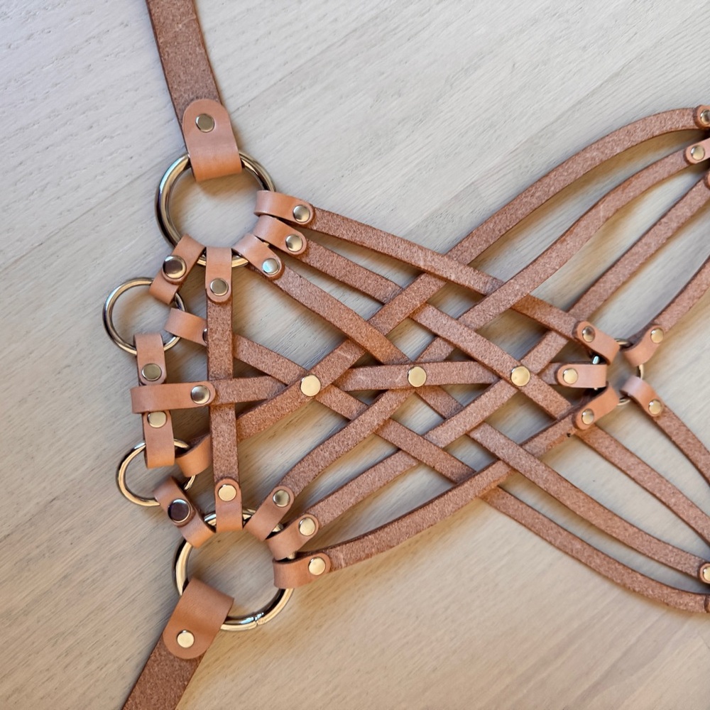 Zana Bayne Leather Harness Women Accessories - Picture 5 of 5